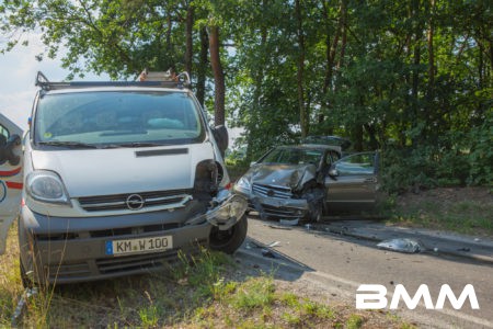 Brauna: In Kurve frontal kollidiert