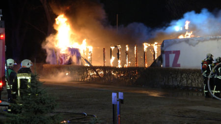 20170224-GroßbrandVereinsheim-Coswig _nd@tv24news-dd (13)