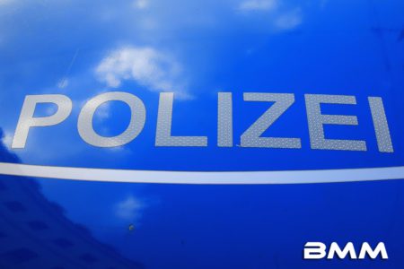 Polizei-Schriftzug